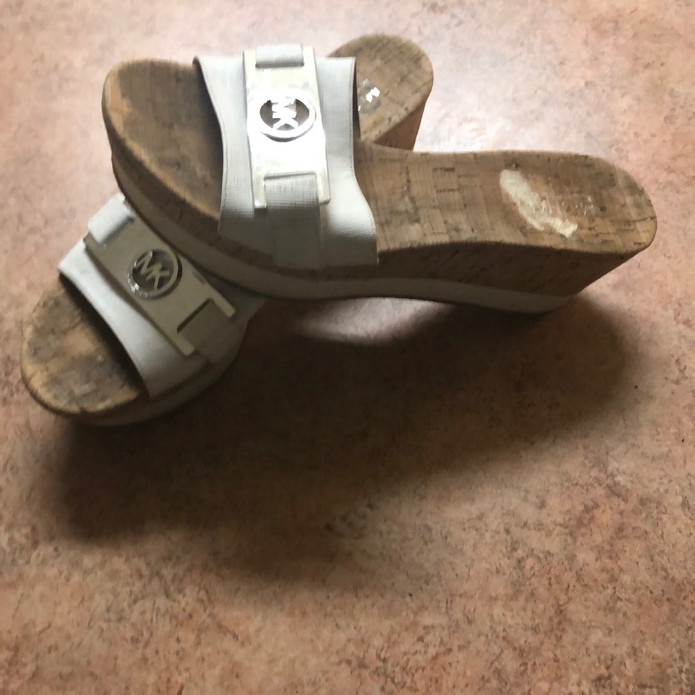 Sandals - Picture 4 of 4